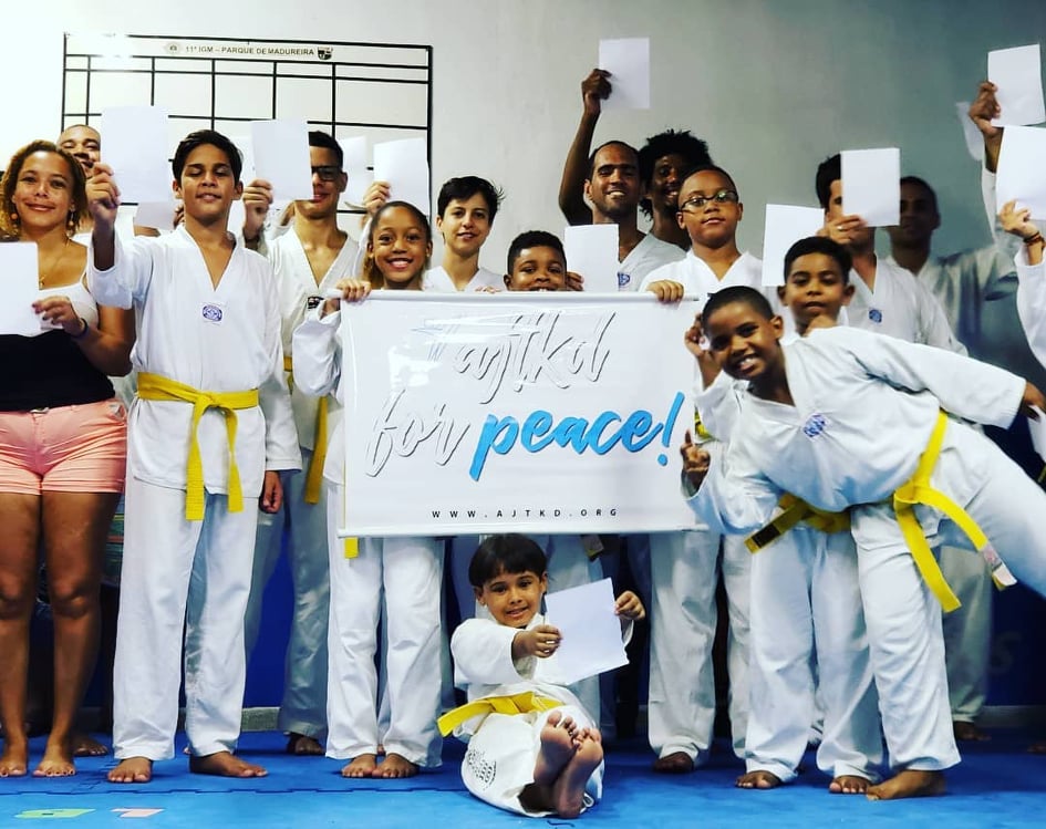 Alunos da AJTKD no evento AJTKD for Peace